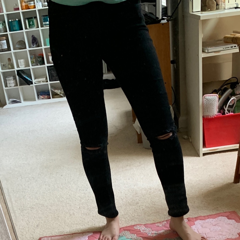 abercrombie & fitch black ripped jeans